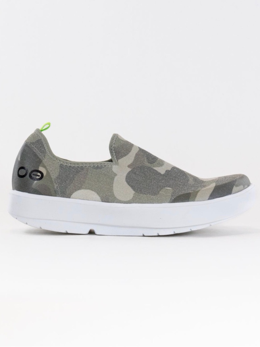 OOFOS 00mg Eezee Womens 10 Low Camo Gray
Sports Recovery Slip On Shoes Comfort